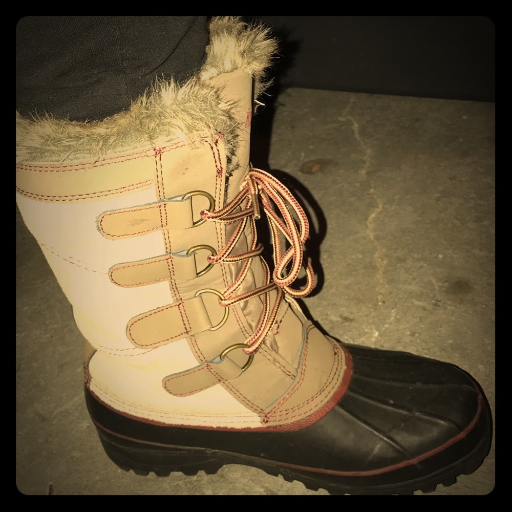 Khombu winter lace up boots